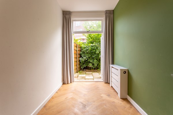 Medium property photo - Abrikozenplein 13, 2564 PE Den Haag